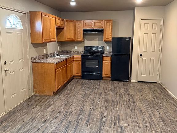 2nd image of 2809 E 2nd St Unit 1