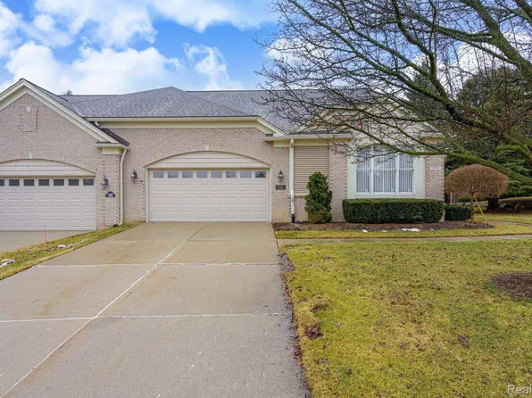 512 Wyngate Dr, Rochester, MI 48307