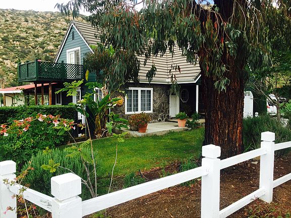 2nd image of 25728 Caryn Ct
