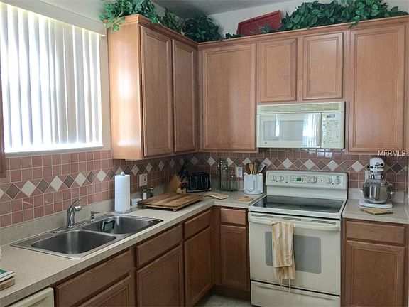 4th image of 5204 Alavista Dr