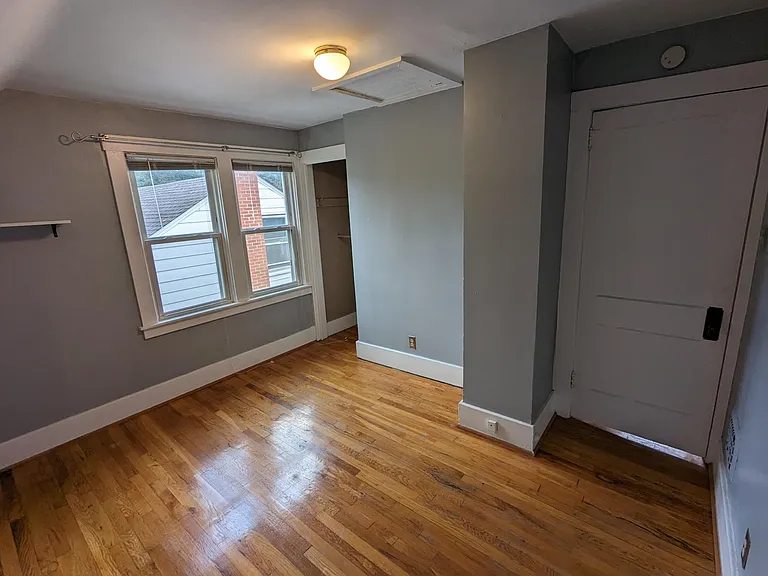 3146 Grayson St — Photo 7