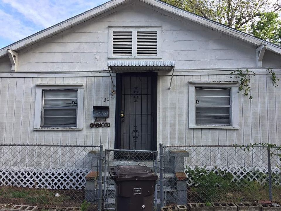 2nd image of 130 De Haven St