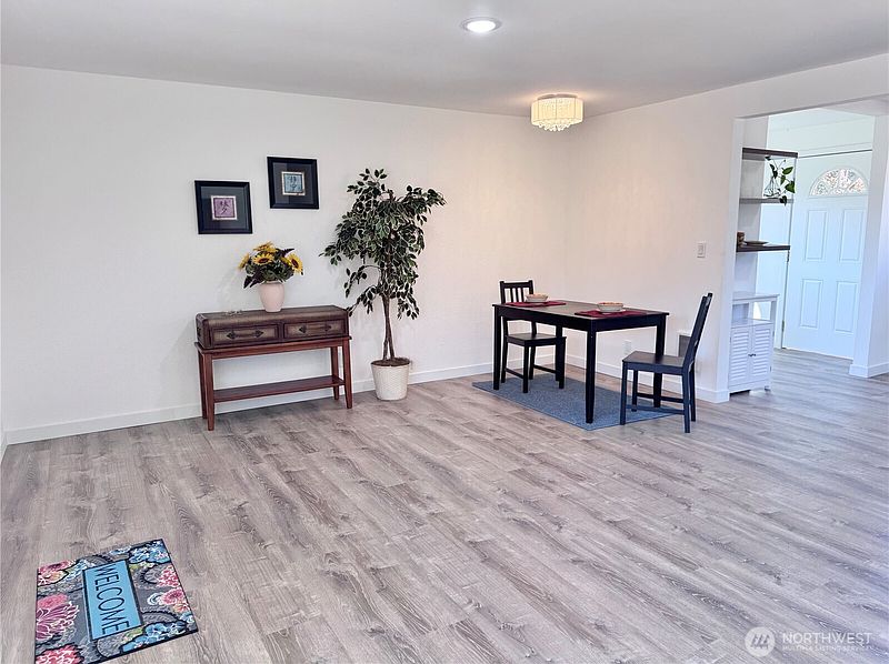 5th image of 1821 S 19th Street