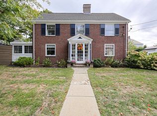 25 Brewster Rd, Framingham, MA 01702