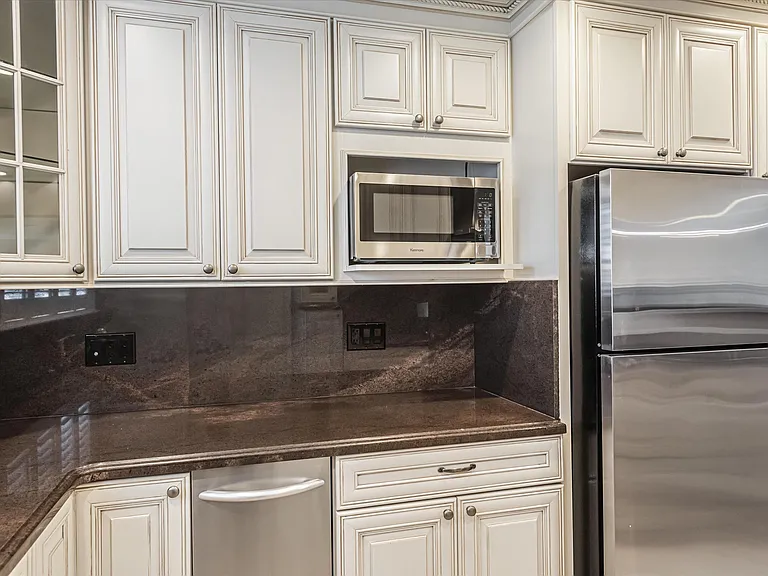 3503 Hacienda St — Photo 10