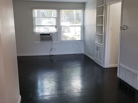 3rd image of 7450 Hollywood Blvd APT 3