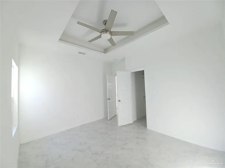 1404 S Xanthia St #2 — Photo 6