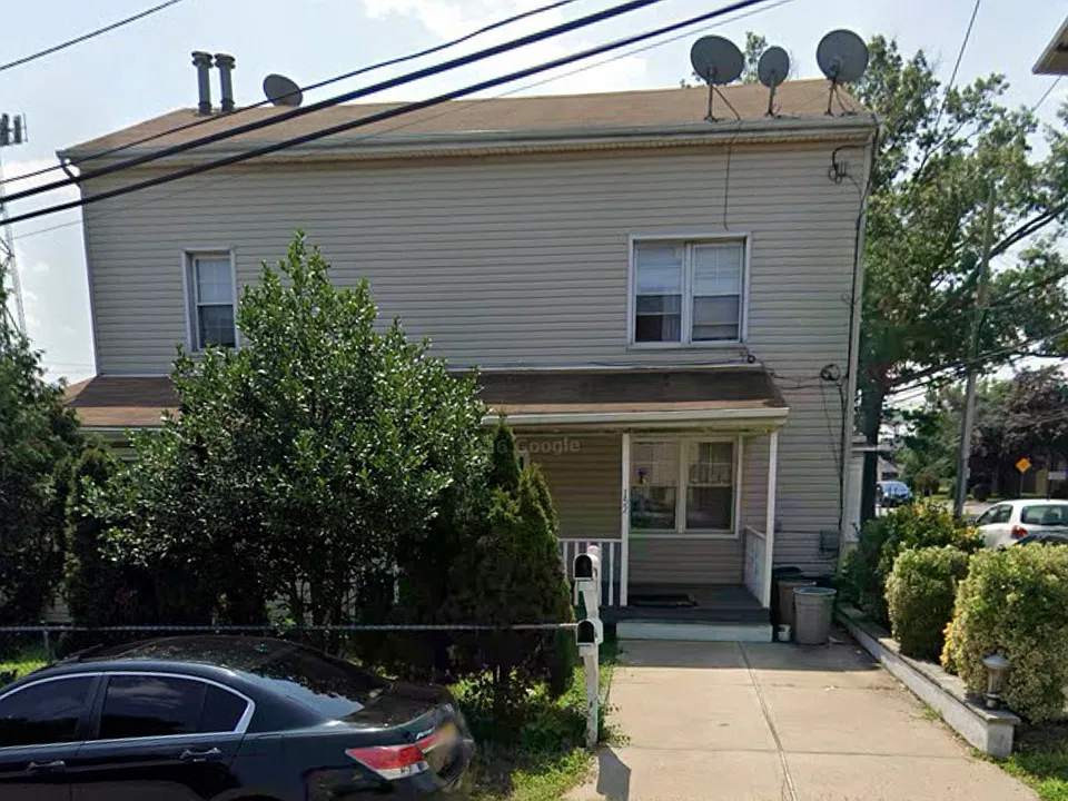 152 County Ave #1