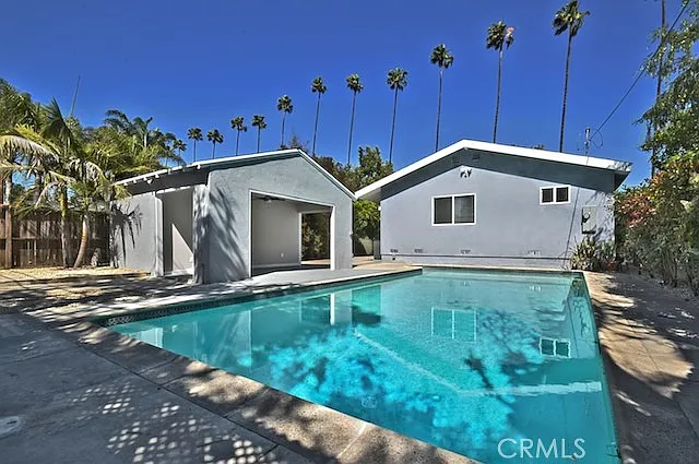 4423 Ethel Ave — Photo 4