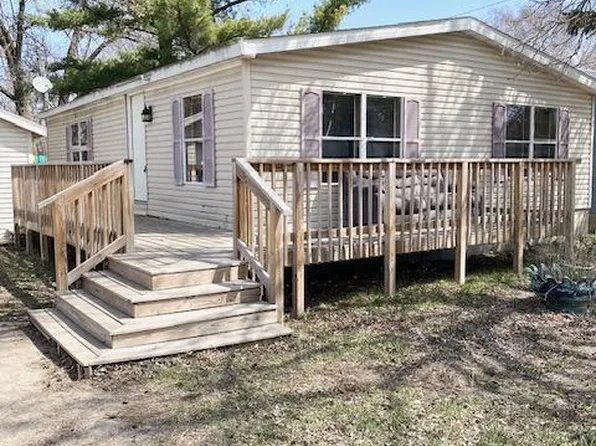 17 Nowell St E, New York Mills, MN 56567