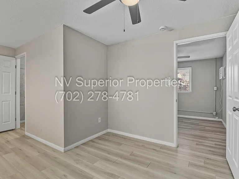 1301 E Ogden Ave #E — Photo 13