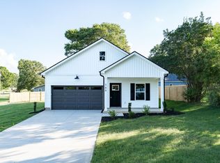166 Dunbar St, Wellford, SC 29385