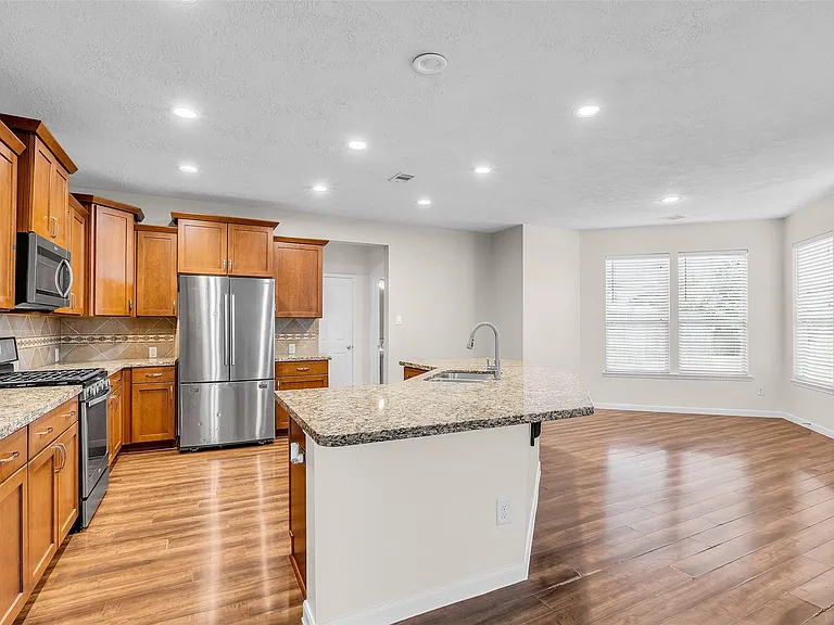 6719 Path Way Ct — Photo 18
