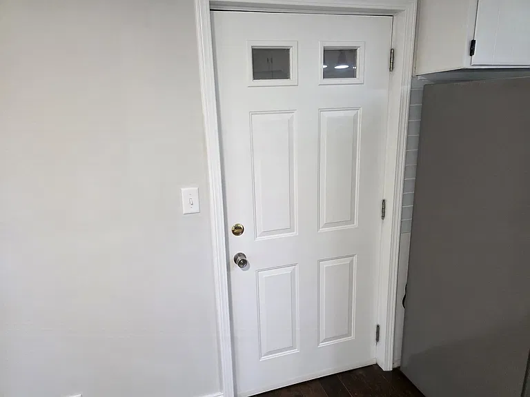 503 E Evergreen Ct — Photo 10