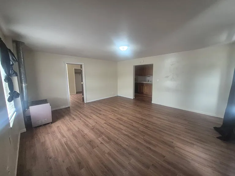 311 E Erie St #2 — Photo 5