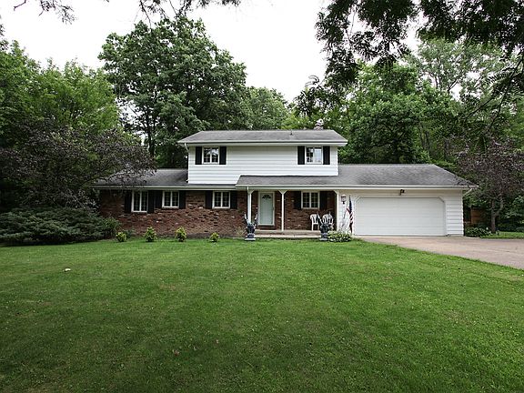 3rd image of 8195 Timberlane Dr