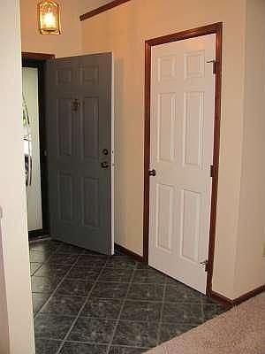 4th image of 559 Dedham Pl