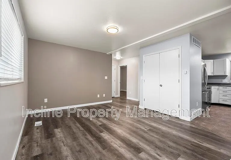 768 N 1060 W — Photo 6