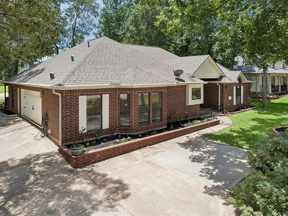 1st image of 154 Seven Coves Dr