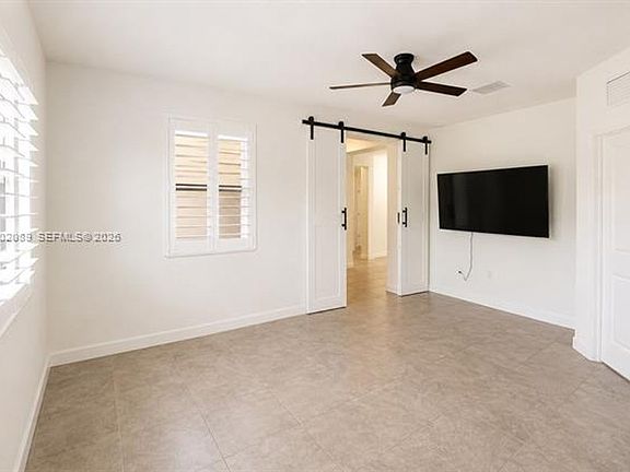 5th image of 2450 SE 1st St #2450