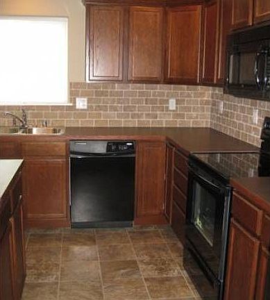 Kitchen 3