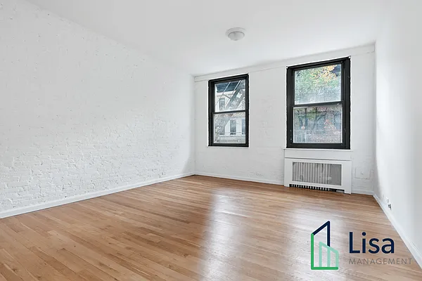 Rented by Lisa Management Inc | media 6