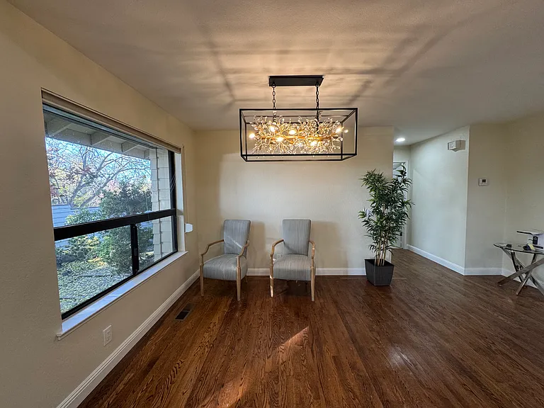 Formal dining room