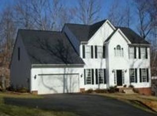 1004 Cadmus Ct, Fredericksburg, VA 22401