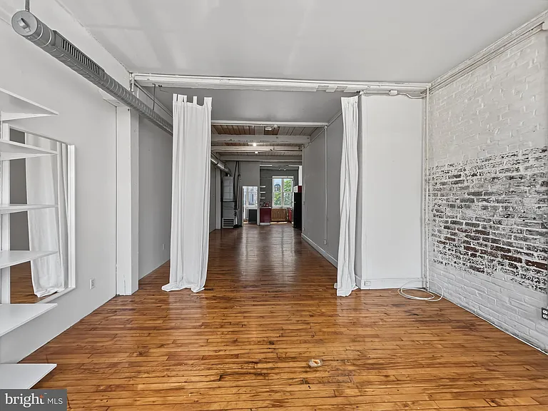 14 W Harvey St #16 — Photo 10