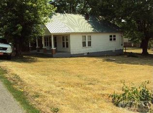 219 McArthur Ave, Celina, TN 38551