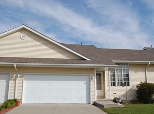 933 Robin Cir, Altoona, IA 50009
