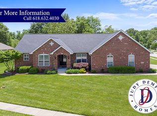 8504 Armsleigh Pl, O Fallon, IL 62269