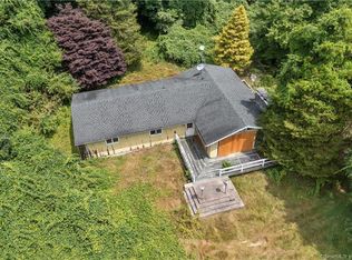40 Massapeag Side Rd, Uncasville, CT 06382