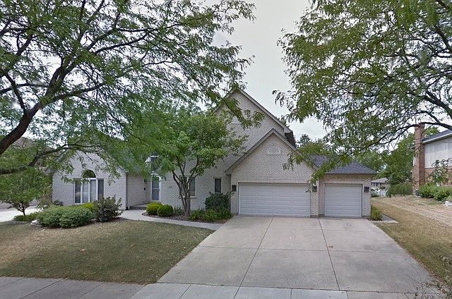 1st image of 214 Hillandale Dr