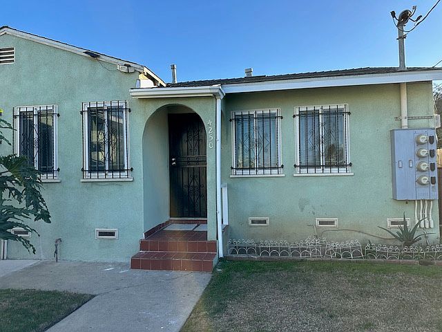 1st image of 4250 W 106th St #4250