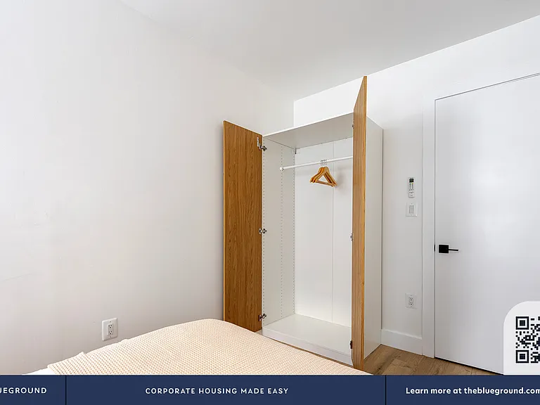 940 1st Ave #2L — Photo 10