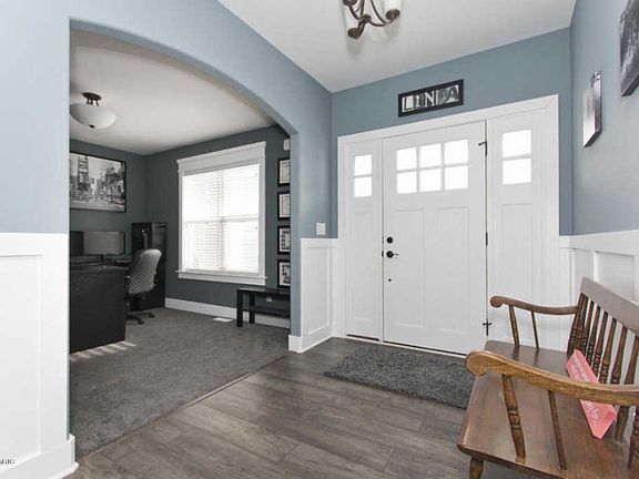 5th image of 1661 Sweetgrass Dr SE