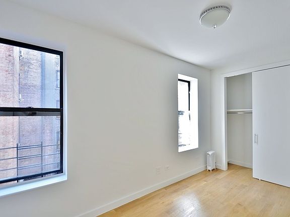 3rd image of 561 W 144th St APT 32