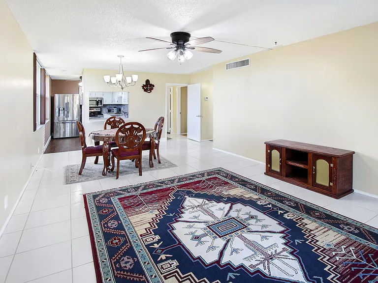 9441 Evergreen Pl — Photo 23