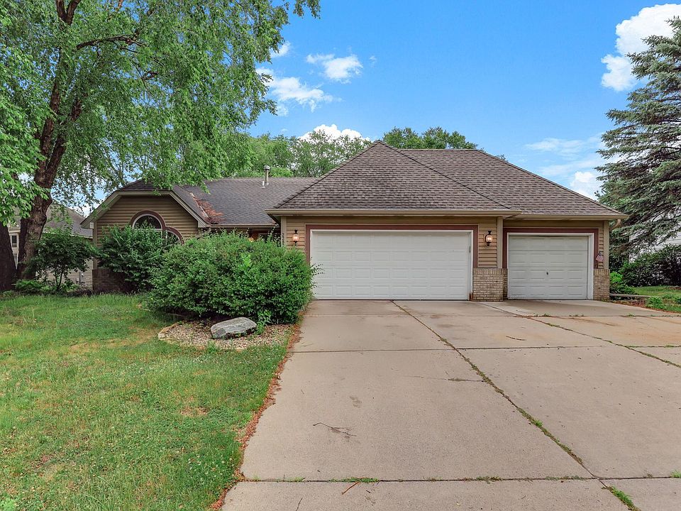 1st image of 2287 Snowshoe Ln E