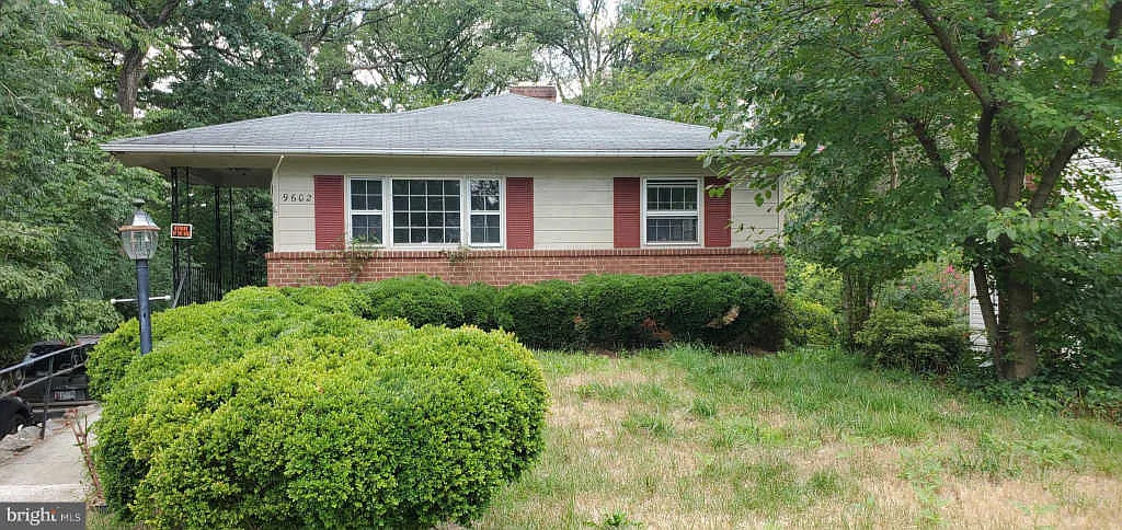 9602 Riggs Rd photo 1