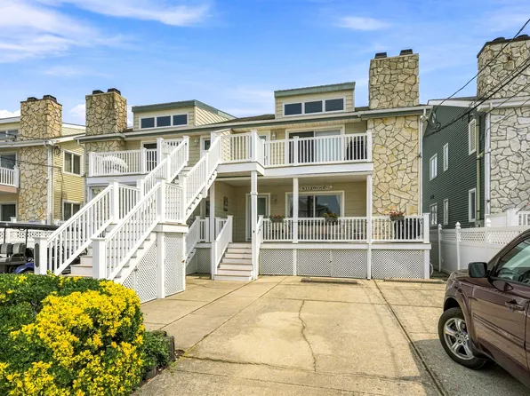 415 W Bennett Ave APT B, Wildwood, NJ 08260