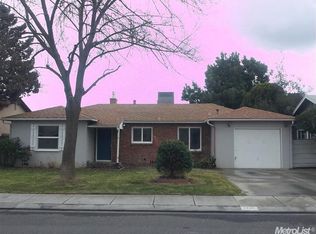 1222 College Ct, Modesto, CA