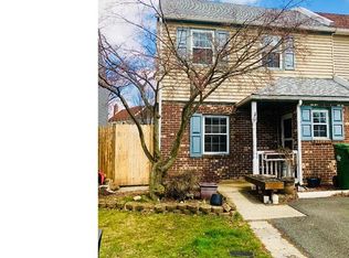 61 Pennington Ln, Quakertown, PA 18951