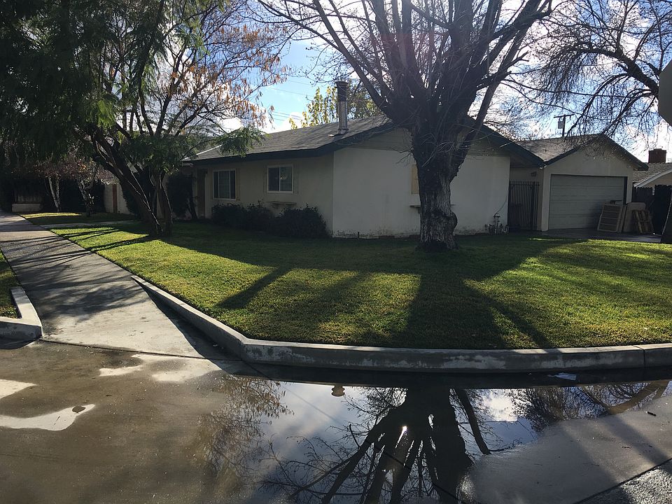 1st image of 34295 Rosemont Dr