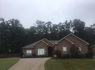 3520 Clover Hill Ln, Benton, AR 72015