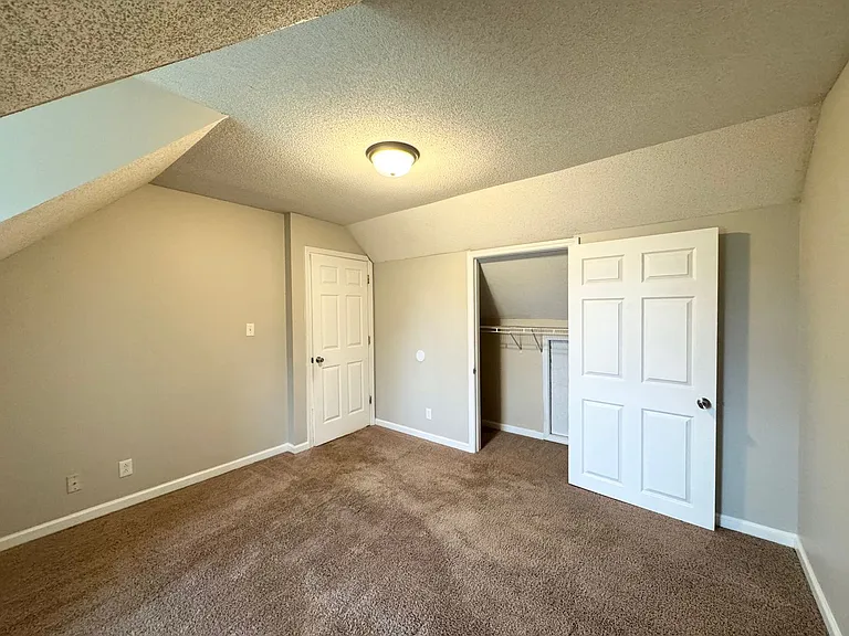 1005 Shadow Ridge Ave — Photo 19