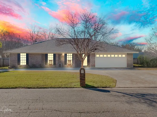 212 Wellington Dr, Bossier City, LA 71111