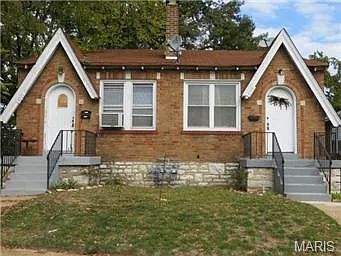 8719 S Virgil Ave photo 1