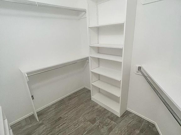4th image of 1304 Dominique Dr